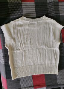 Elegant Cream Knitted Sweater Vest