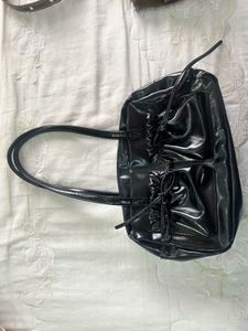 Chic Black Patent Shoulder Bag