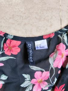 H&amp;M Print Bell Sleeve Top