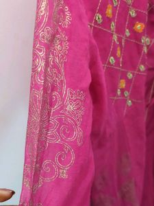 Beautiful Pink Embroidered Kurta