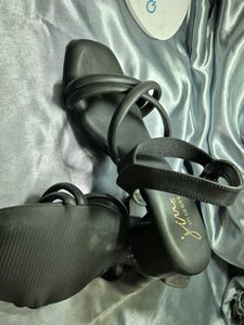 Stylish Black Strappy Sandals