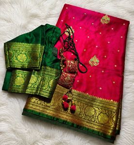 Pink Banarasi Silk Saree🩷