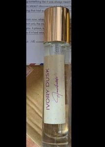 IVORY DUSK Perfume