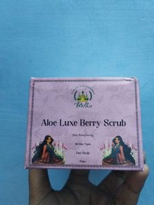 Aloe Luxe Berry Scrub