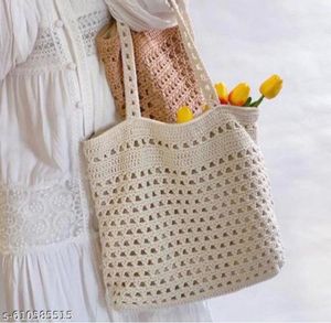 Crochet Tote Bag with Tulips