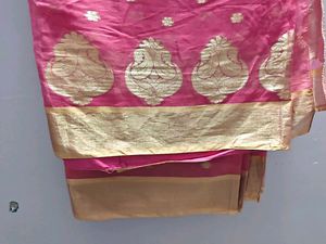 Elegant Pink Brocade saree with blouse