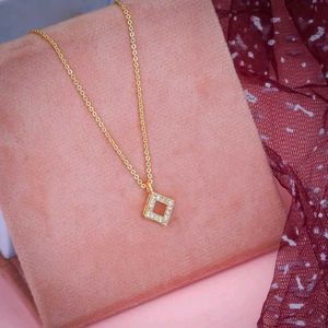 Dainty🤌🏻😍 And Elegant necklace 😍😍