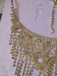 Sparkling Rhinestone Necklace Set