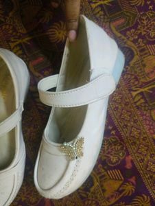 Girls White Mary Jane Shoes