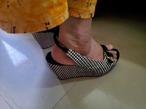Checkered Black Heel Wedges Sandal