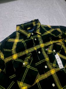 Tommy Hilfiger "Electric Plaid" Flannel (BNWT)