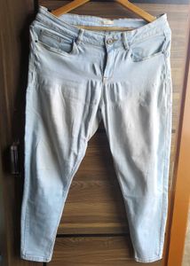 Jealous 21 Light Wash Denim Jeans