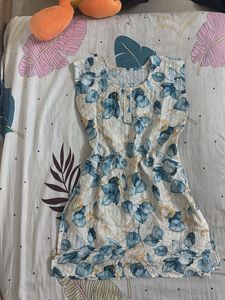 Floral Print Sleeveless Mini Dress