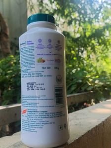 Himalaya Baby powder