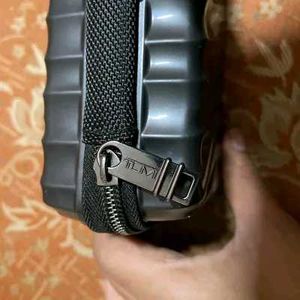 Tumi box