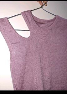 A bunch of tops (100 Each)