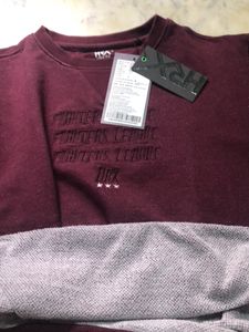 Maroon Crew Neck Graphic Sweatshirt