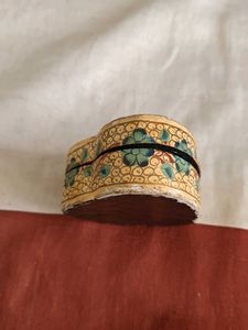 Vintage ❤️ Shaped Trinket Box with antique prin