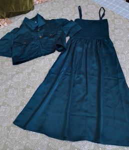 Beautiful One Piece Dress 👗with Shrugs