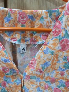 Floral Print Cropped Blouse