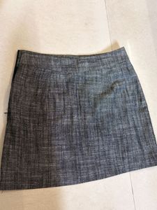 Stylish Grey Textured Mini Skirt
