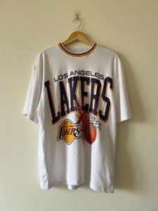 Los Angeles Lakers Graphic T-Shirt