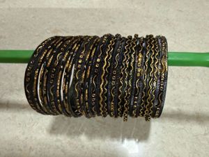 Assorted Bangle Set