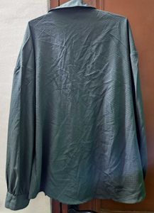 Classic Green Collared Button-Up Shirt