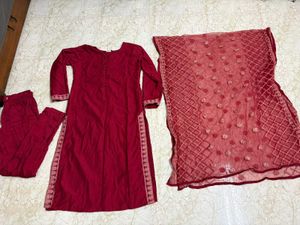 Elegant Maroon Kurta Set with Dupatta...