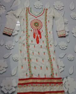 Embroidered Kurta Set