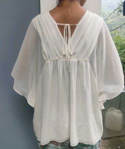 Elegant Off-White Flowy Tunic Top