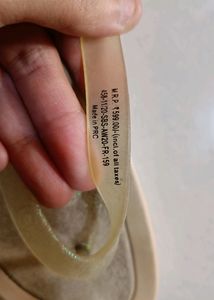 Frisbee Shimmery Flip Flop Size 39