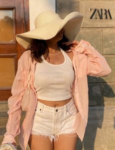 Chic White Ribbed Crop Tank Top - Slim Fit