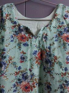Beautiful Floral Print Kurta