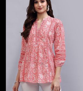 Beautiful Floral Print Kurta Top