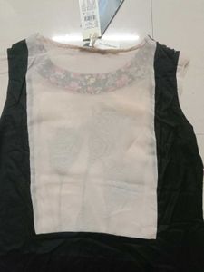Elegant Black Kurta with Floral Print