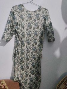Elegant Floral Print Kurta