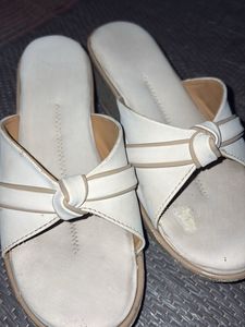 Comfortable beige Slip-On Sandals