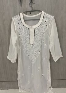 White Chikankari Kurta with Mirror Work