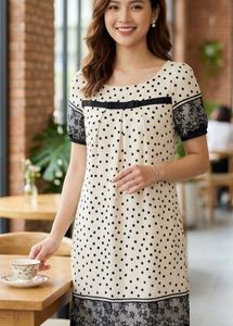 vintage- shift dress features from Tokyo