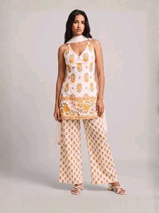 Nishorama Jamna halterneck Corset Kurti Set
