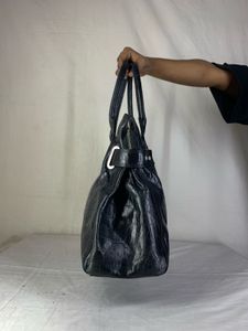 SSAMZIE Vintage Black Croc-Embossed Shoulder Bag