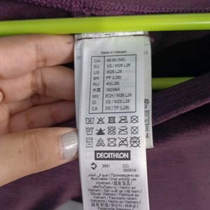 orginal Decathlon Sports pant 28-30size purple colour brand decathlon