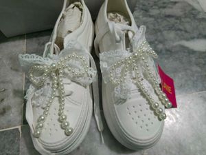 ✨White Lace &amp; Pearl Accent Sneakers