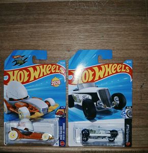 Hot Wheels Lot - 2 Die-Cast Cars