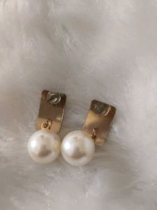 Elegant Pearl Drop Earrings