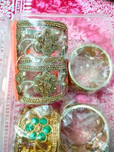 Bangles Set