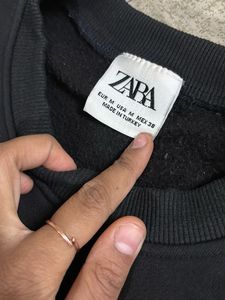 ZARA Black Sweatshirt