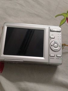 Yashica EZ Digital F10 Zoom Camera Clearance Sale