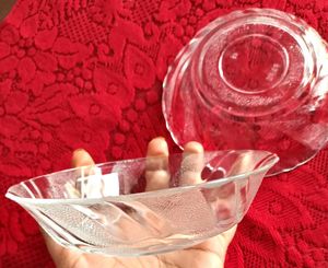 Set of 2 Clear Glass Swirl Design Saucers